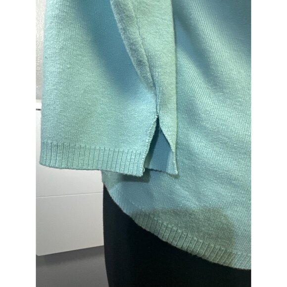 Ann Taylor Loft Women's Light Blue V-Neck Sweater XL Rayon/Nylon Blend - Picture 7 of 7